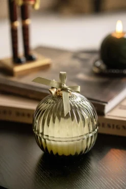 Duftlys julekule Cinnamon Swirl