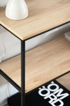 Hylle Naima lav Lys Eik