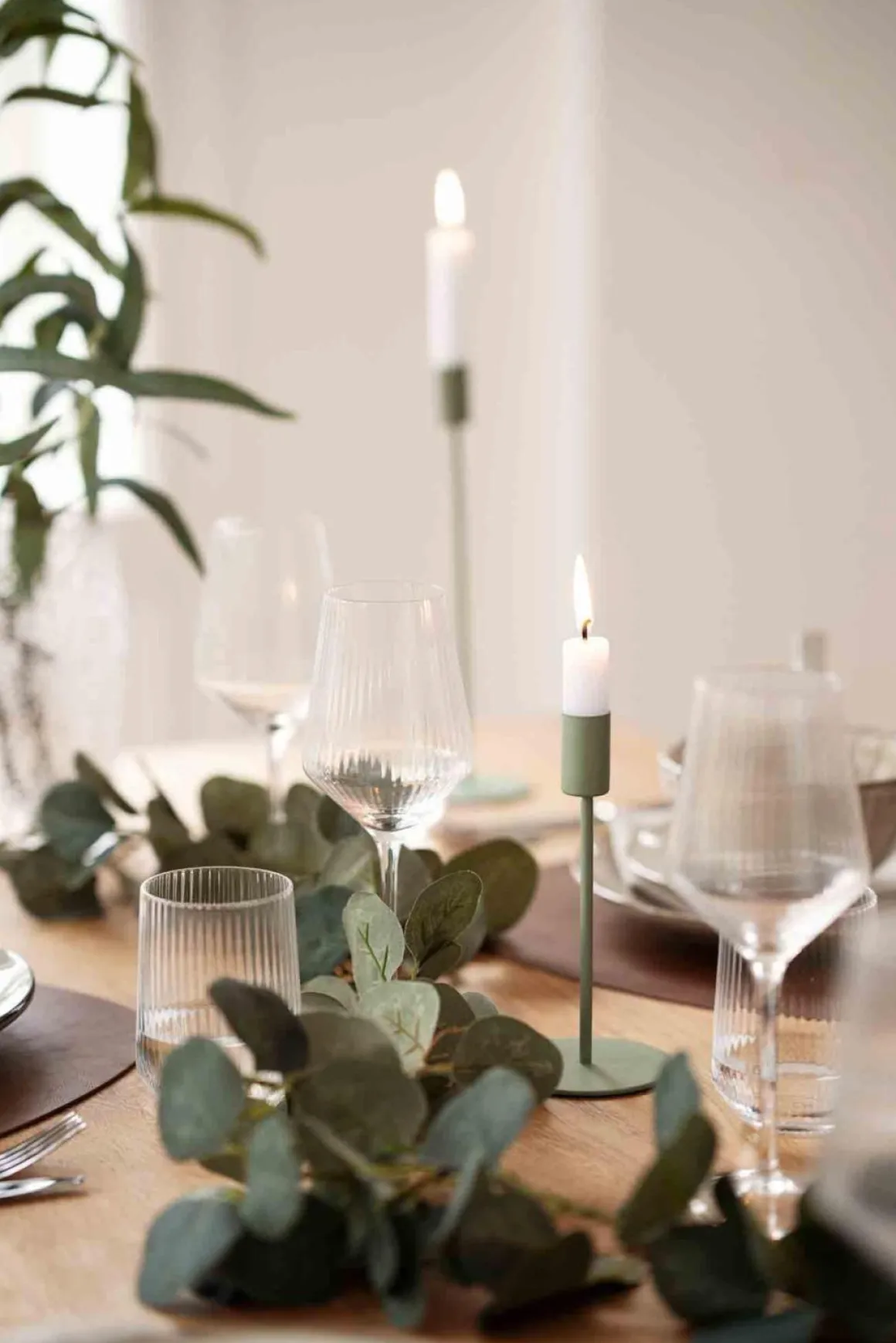 Lysestake Melina 18cm grønn