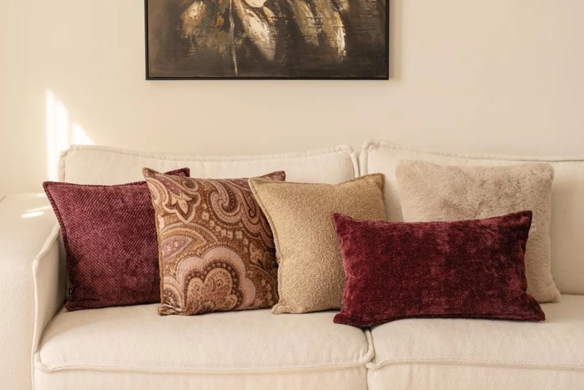 Putetrekk Dina Boucle 48x48cm beige