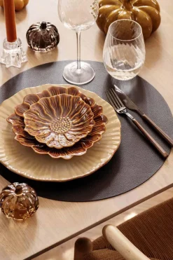 Tallerken Bloom flower 15cm Cognac